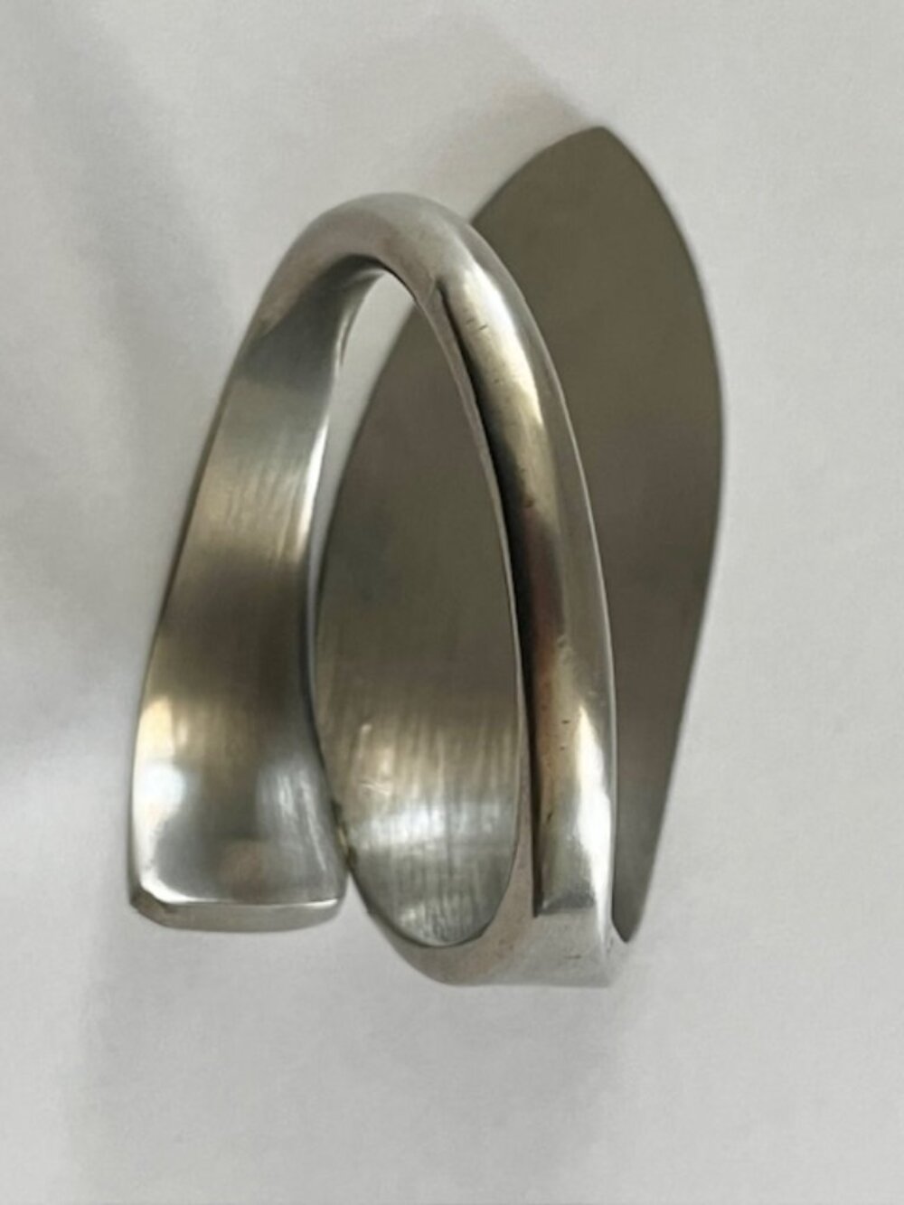 Napkin Rings Metal Silver Heavy Duty Leaf Design - Set of 6 - Picture 3 of 4